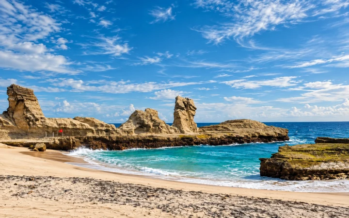 Pantai Klayar Pacitan